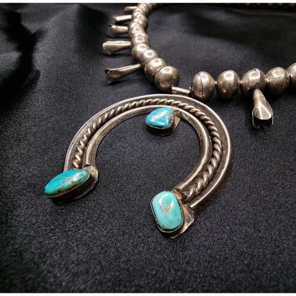 Vintage Southwest style Sterling Silver & Turquoise Squash Blossom Necklace - Picture 4 of 7